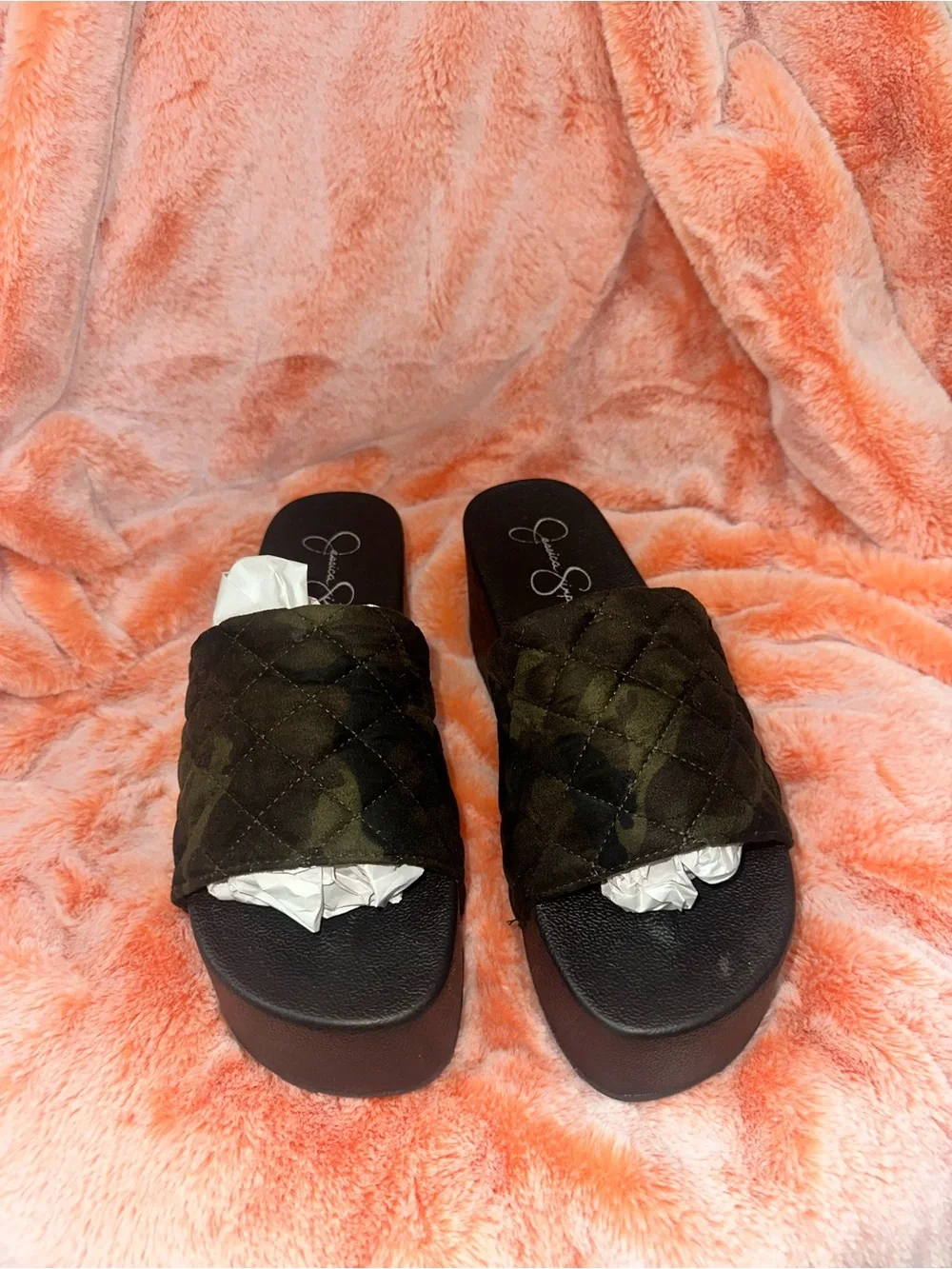 NWOB Jessica Simpson Quilted Camo Platform Slide- Black/Green Camo $65 MSRP
